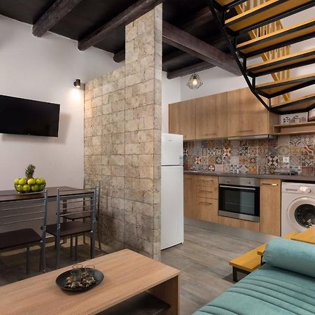 Apartments In The Center Marasia Rhodes City 外观 照片