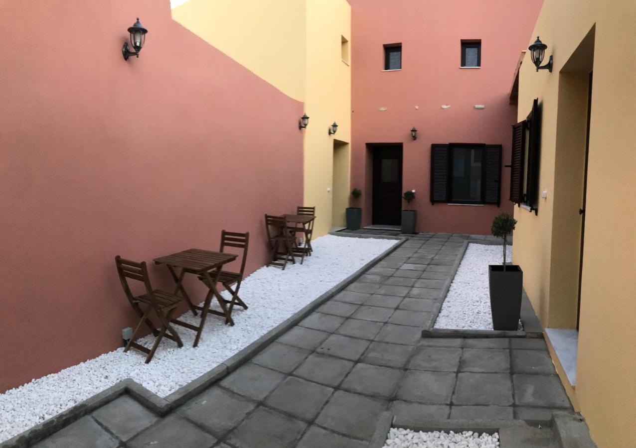 Apartments In The Center Marasia Rhodes City 外观 照片