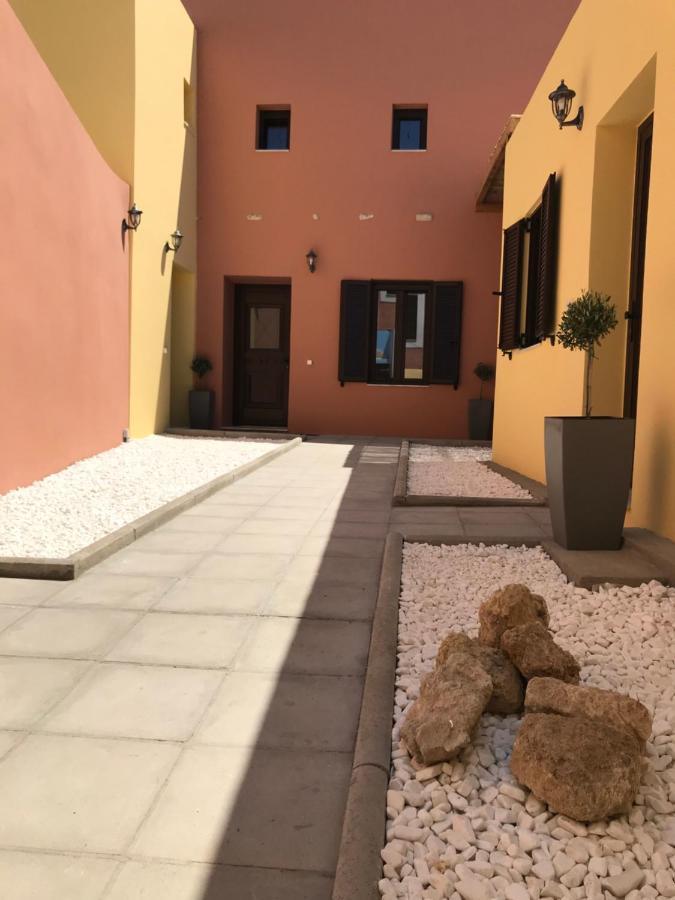 Apartments In The Center Marasia Rhodes City 外观 照片